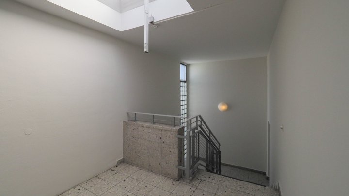 Schönes 1. Zimmer Apartment SB Innenstadt mit großzügiger Belichtung/Aufzug