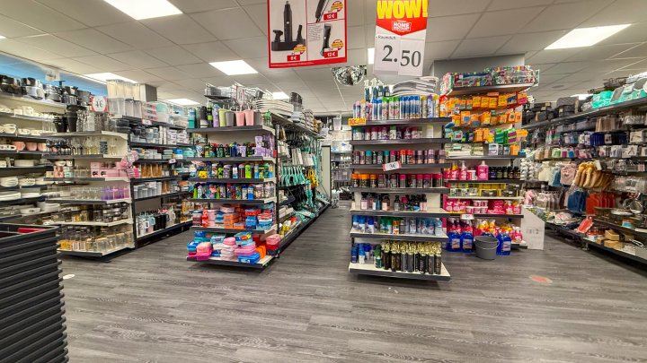 IN BESTER LAGE - Einzelhandelsfläche/Lagerfläche mit Tiefgaragenstellplätzen in Saarbrücken-City