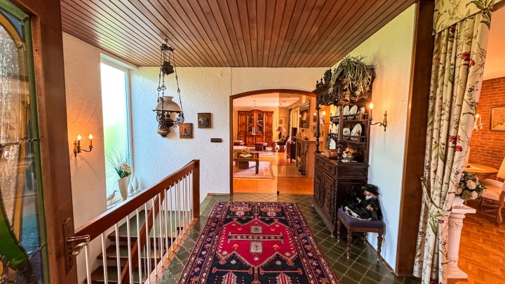 WOHNIDYLLE - Traumhaftes Einfamilienhaus mit ELW und Garage in bester Stadtlage von Zweibrücken