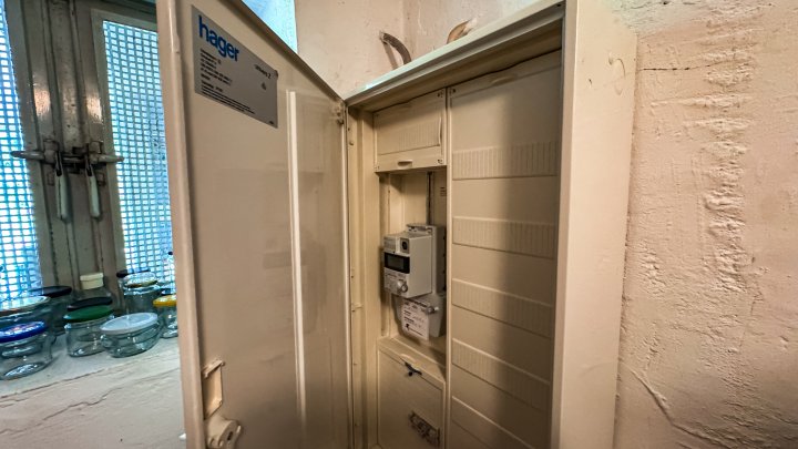 GRÜNOASE - Doppelhaushälfte mit Garage/Balkone und großem Garten in Zweibrücken-Mörsbach