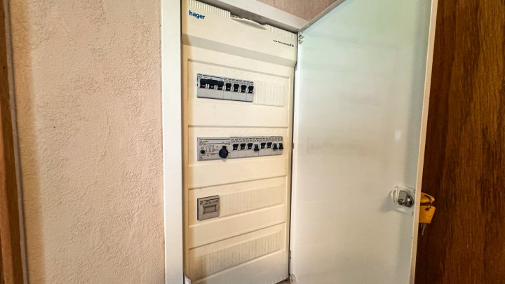 GRÜNOASE - Doppelhaushälfte mit Garage/Balkone und großem Garten in Zweibrücken-Mörsbach