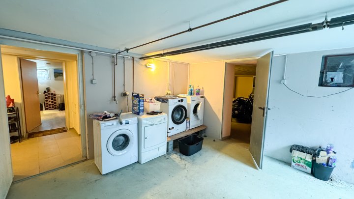 IM KLINGELTAL - Freistehendes 1-2 Fam. Haus mit Garten und Garage in Zweibrücken-Ixheim