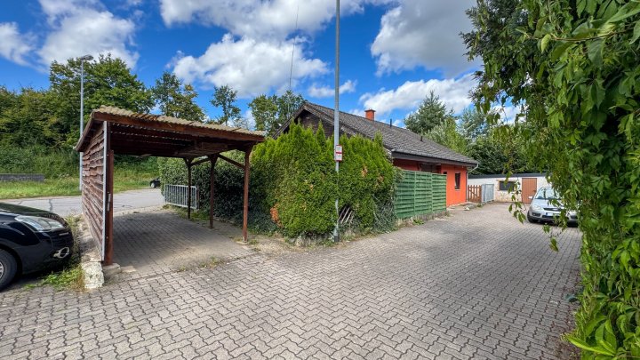 WOHNEN IN IXHEIM - Freistehendes Einfamilienhaus mit Garage und Terrasse in 66482 Zweibrücken