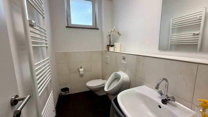 Gewerbeeinheit in Zweibrücken- 550 m² Büro-/Praxisfläche zu vermieten