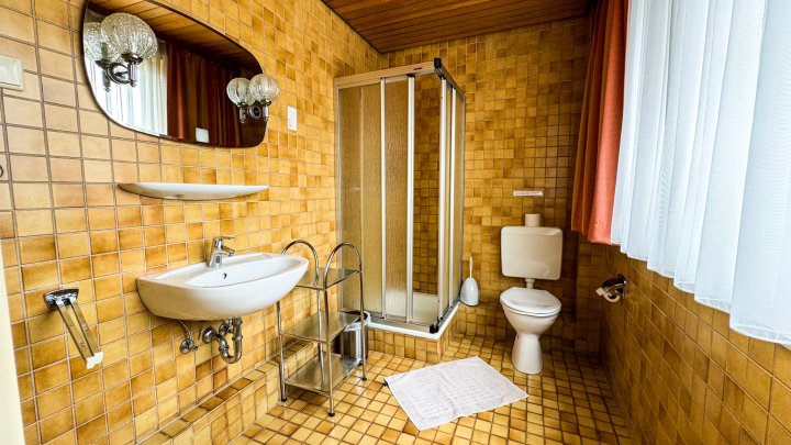 PROJEKTENTWICKLUNG - Wohn- und Geschäftshaus mit Hotel und PV Anlage in 66450 Bexbach