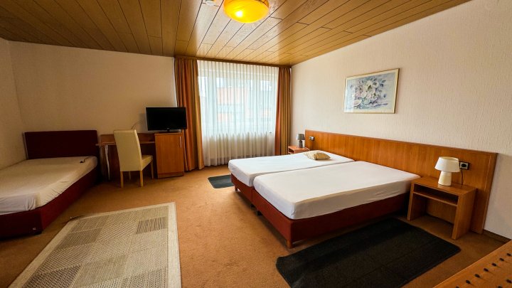 PROJEKTENTWICKLUNG - Wohn- und Geschäftshaus mit Hotel und PV Anlage in 66450 Bexbach