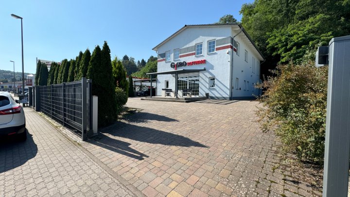 DIREKT BEZUGSBEREIT - Wohn-und Geschäftshaus in bester Gewerbelage von 66482 Zweibrücken