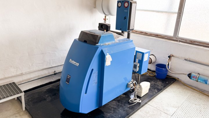 AM FLUGPLATZ - Gewerbeobjekt mit Büroflächen/Werkstatthallen/Stellplätzen in Zweibrücken