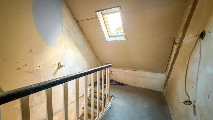 HANDWERKERHAUS - Renovierungsbedürftiges Einfamilienhaus mit Grundstück in Käshofen