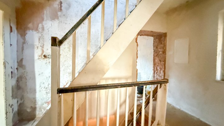 HANDWERKERHAUS - Renovierungsbedürftiges Einfamilienhaus mit Grundstück in Käshofen