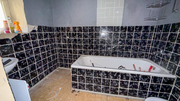 HANDWERKERHAUS - Renovierungsbedürftiges Einfamilienhaus mit Grundstück in Käshofen