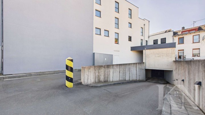 Großzügige Praxis- oder Bürofläche in zentraler Lage von Püttlingen!