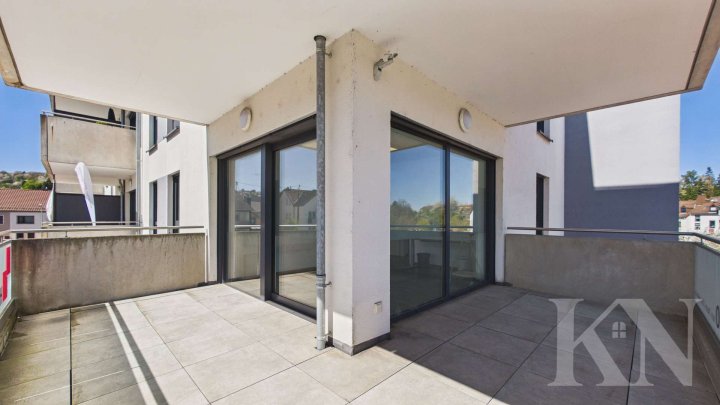 Großzügige Praxis- oder Bürofläche in zentraler Lage von Püttlingen!