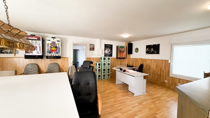 AM FLUGPLATZ - Gewerbeobjekt mit Büroflächen/Werkstatthallen/Stellplätzen in Zweibrücken