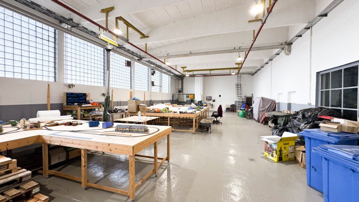 AM FLUGPLATZ - Gewerbeobjekt mit Büroflächen/Werkstatthallen/Stellplätzen in Zweibrücken