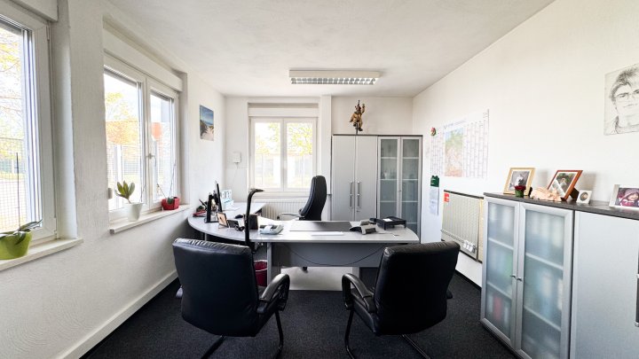 AM FLUGPLATZ - Gewerbeobjekt mit Büroflächen/Werkstatthallen/Stellplätzen in Zweibrücken