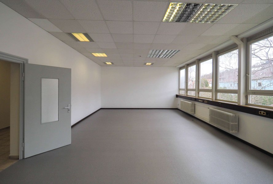 Bürogebäude 2 OG