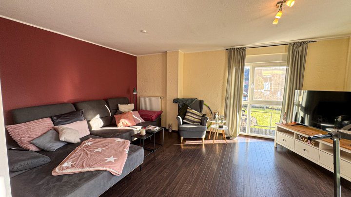 ENERGIESPARSAM - Freist. 2-Fam. Haus mit großem Garten in 66509 Rieschweiler-Mühlbach