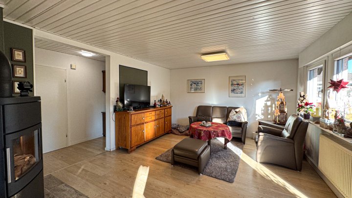 ENERGIESPARSAM - Freist. 2-Fam. Haus mit großem Garten in 66509 Rieschweiler-Mühlbach