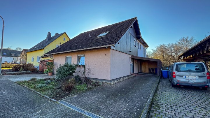 ENERGIESPARSAM - Freist. 2-Fam. Haus mit großem Garten in 66509 Rieschweiler-Mühlbach