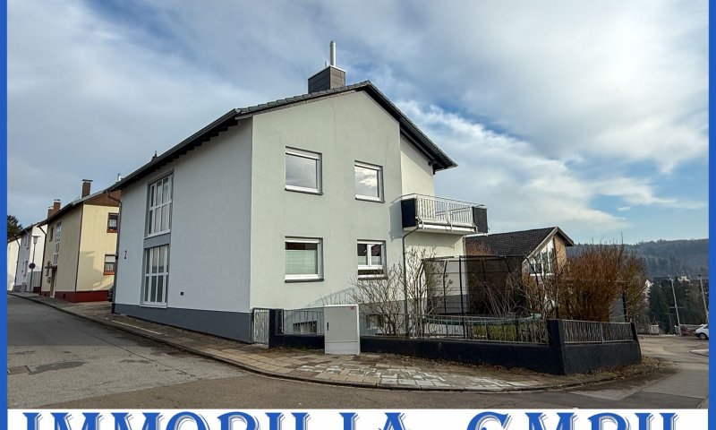 WOHNTRAUM - Hochwertig modernisiertes EFH mit Garten in bester Lage von Zweibrücken- Niederauerbach