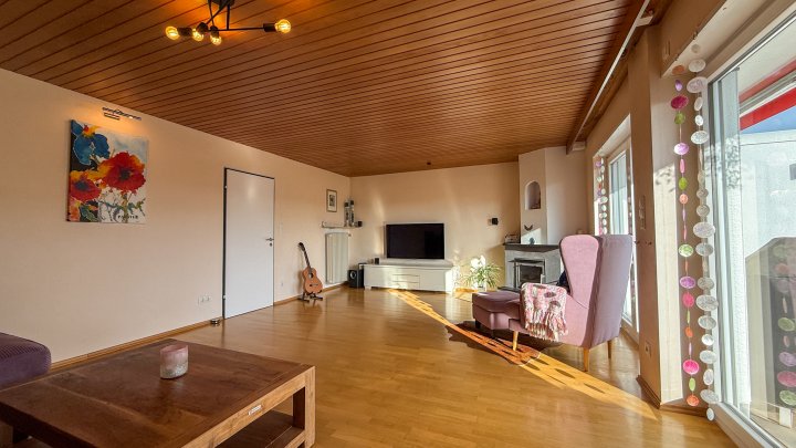 WOHNTRAUM - Hochwertig modernisiertes EFH mit Garten in bester Lage von Zweibrücken- Niederauerbach