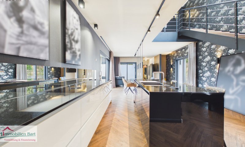 NEUWERTIGES, EXKLUSIVES WOHNHAUS IN TOP WOHNLAGE VON SERRIG (BEI SAARBURG)