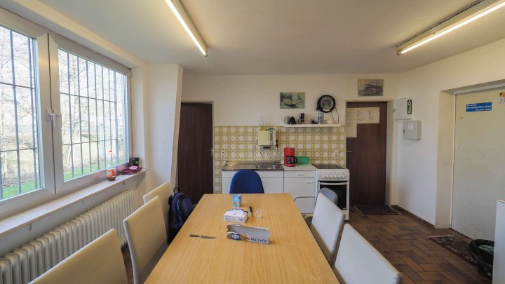 GEWERBE - Interessante Gewerbehalle mit Hebebühne und Waschanlage in 66482 Zweibrücken