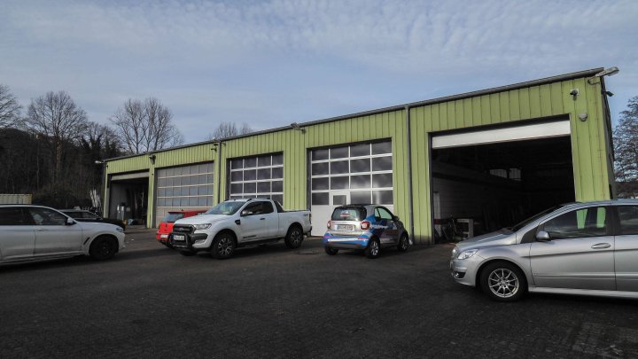 GEWERBE - Interessante Gewerbehalle mit Hebebühne und Waschanlage in 66482 Zweibrücken