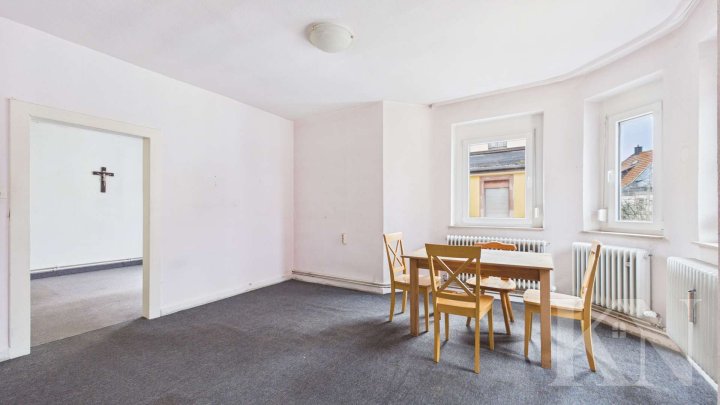 Mehrfamilienhaus mit Entwicklungspotenzial – 2 freie Einheiten & sofortige Renditechance