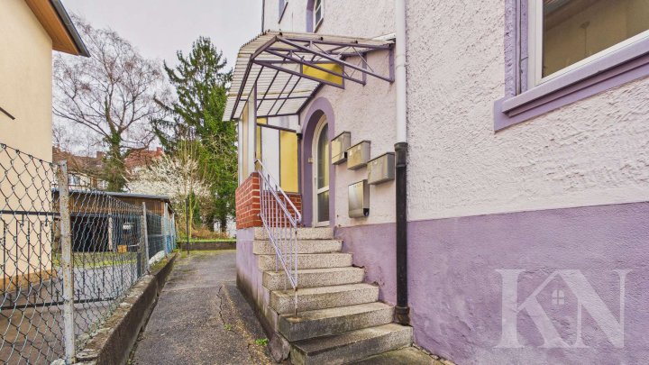 Mehrfamilienhaus mit Entwicklungspotenzial – 2 freie Einheiten & sofortige Renditechance