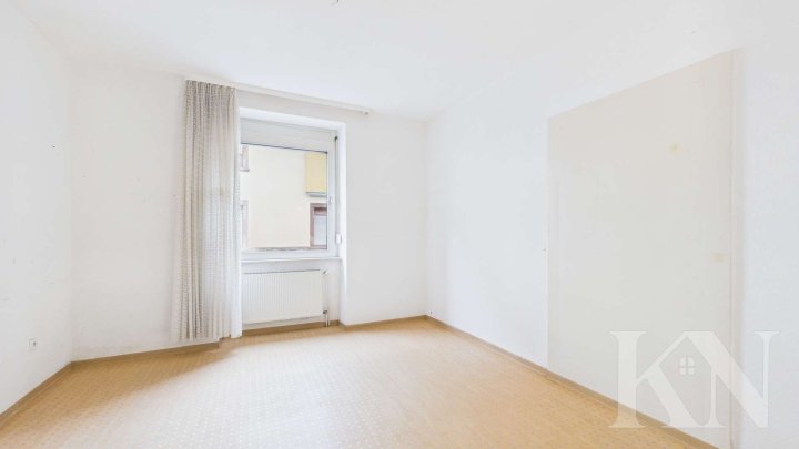 Mehrfamilienhaus mit Entwicklungspotenzial – 2 freie Einheiten & sofortige Renditechance