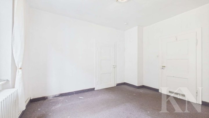 Mehrfamilienhaus mit Entwicklungspotenzial – 2 freie Einheiten & sofortige Renditechance