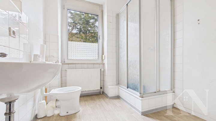 Mehrfamilienhaus mit Entwicklungspotenzial – 2 freie Einheiten & sofortige Renditechance