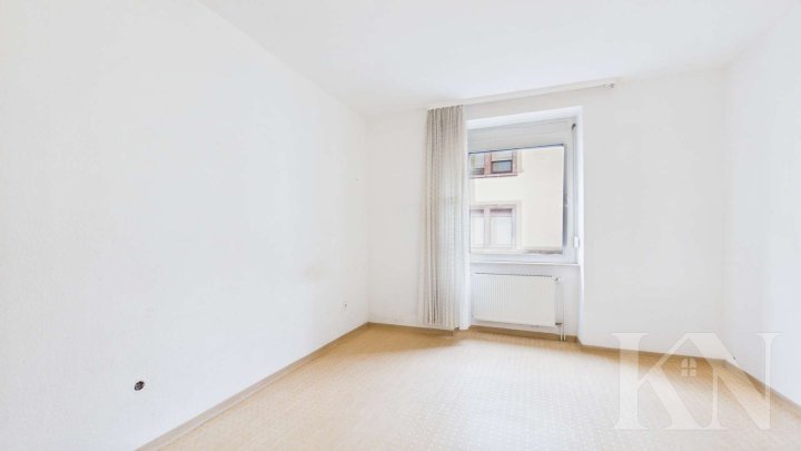 Mehrfamilienhaus mit Entwicklungspotenzial – 2 freie Einheiten & sofortige Renditechance