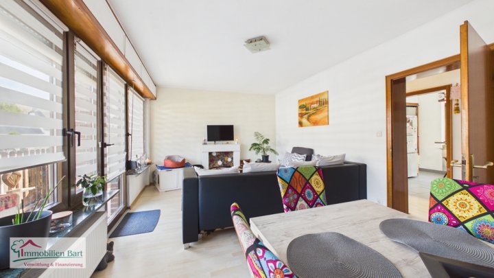 GRENZNÄHE: BUNGALOW IN IDYLLISCHER WALDRANDLAGE