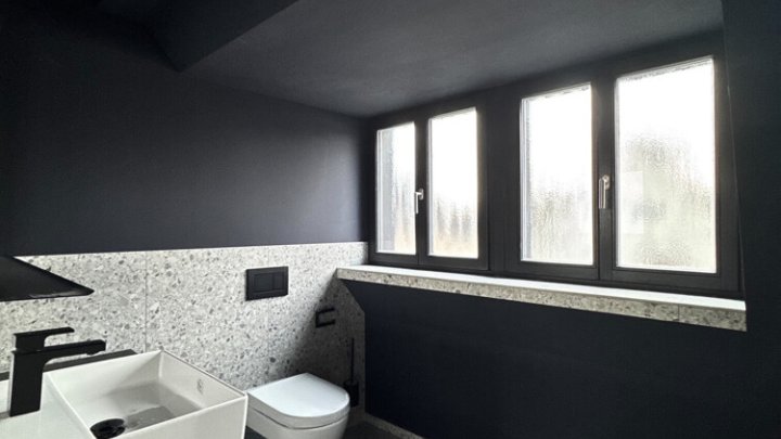 Erstbezug nach Kernsanierung - Penthouse mit Dachterrasse in toller Lage auf dem Rotenbühl