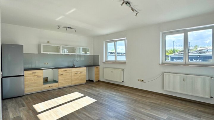 Helle renovierte 3-ZKB Wohnung