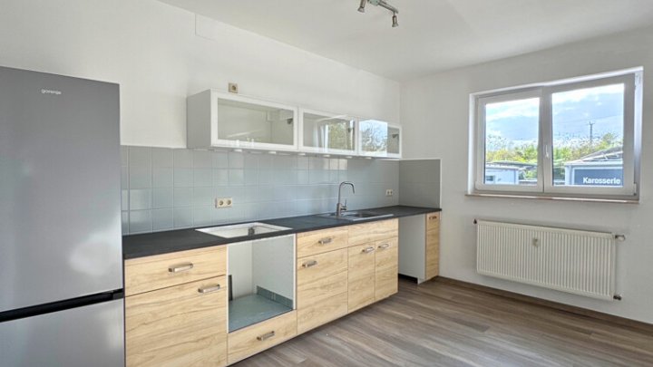 Helle renovierte 3-ZKB Wohnung