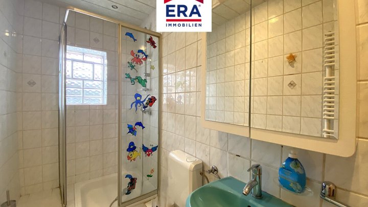 KEINE VERMITTLUNGSGEBÜHREN - EINFAMILIENHAUS AM SEE IN HOLVING/FR, HIRBACHER WEIHER