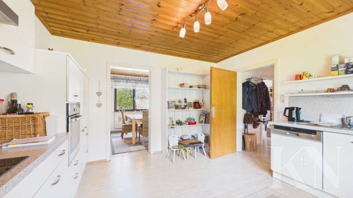 Freistehendes Einfamilienhaus mit Fernblick & großem Grundstück in Sankt Julian