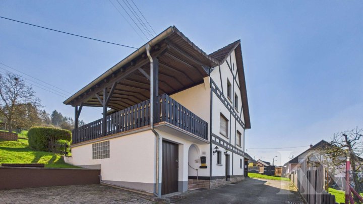 Freistehendes Einfamilienhaus mit Fernblick & großem Grundstück in Sankt Julian