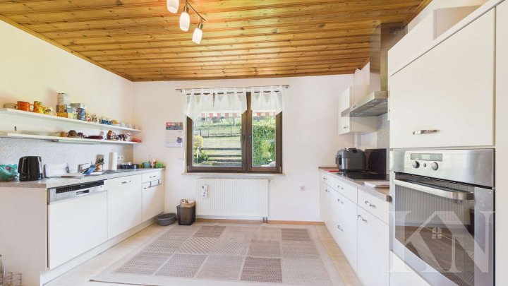 Freistehendes Einfamilienhaus mit Fernblick & großem Grundstück in Sankt Julian