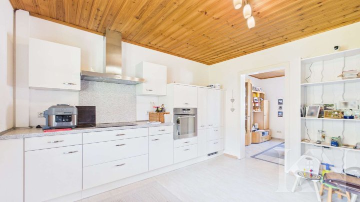 Freistehendes Einfamilienhaus mit Fernblick & großem Grundstück in Sankt Julian