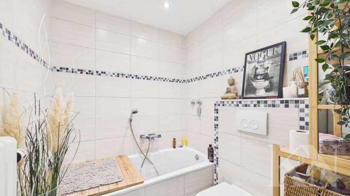 Top-Lage: Erdgeschosswohnung mit Balkon, TG-Stellplatz & Wellnessbereich in Saarbrücken-Rotenbühl