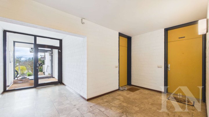 Top-Lage: Erdgeschosswohnung mit Balkon, TG-Stellplatz & Wellnessbereich in Saarbrücken-Rotenbühl