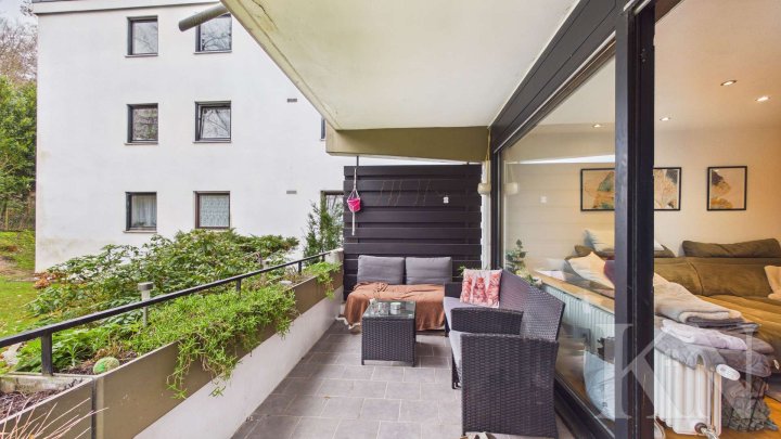 Top-Lage: Erdgeschosswohnung mit Balkon, TG-Stellplatz & Wellnessbereich in Saarbrücken-Rotenbühl
