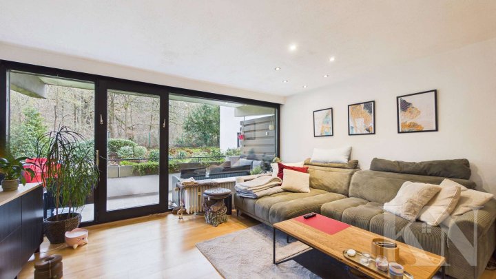 Top-Lage: Erdgeschosswohnung mit Balkon, TG-Stellplatz & Wellnessbereich in Saarbrücken-Rotenbühl