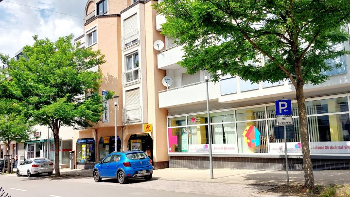 GESICHERTE EXISTENZ - Gut etabliertes Ladengeschäft mit Stellplatz in Zweibrücken City