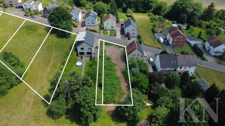 Idyllisch, eben & sofort bebaubar – Traumhaftes ca. 838 m² Grundstück am Feldrand in Riegelsberg